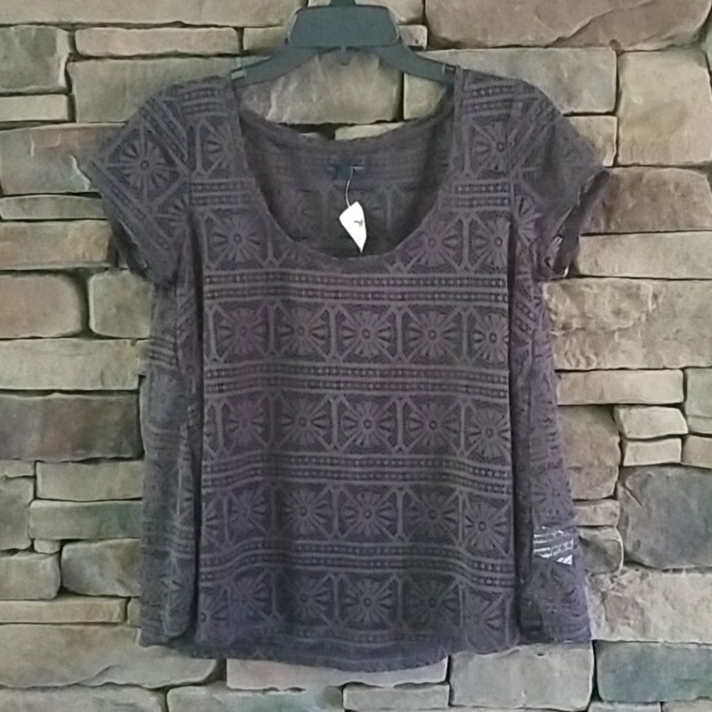 American Eagle Gray Top.  NWT